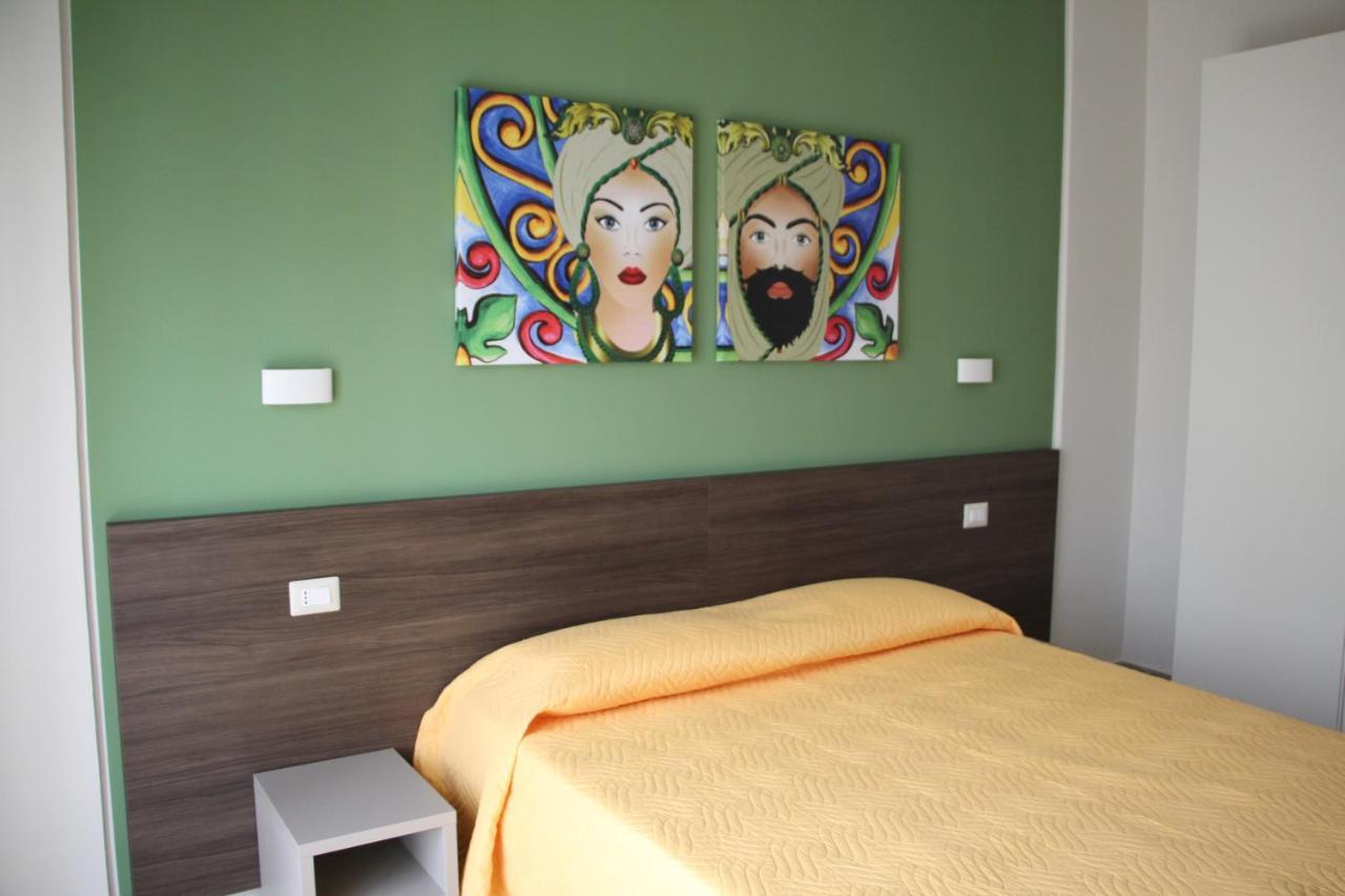 B&B Delle Serre Messina Bagian luar foto